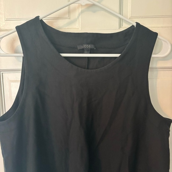Cos Sleeveless Scoop Neck Blouse - Picture 5 of 9